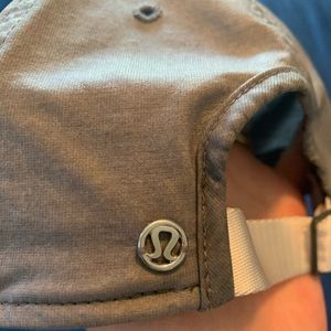 Lulu Lemon hat